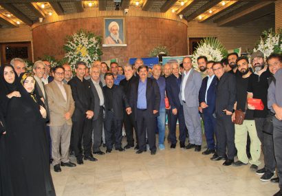 سنگ تمام انجمن هم‌افزایی اجتماعی اقوام کشور برای شهدای اقتدار